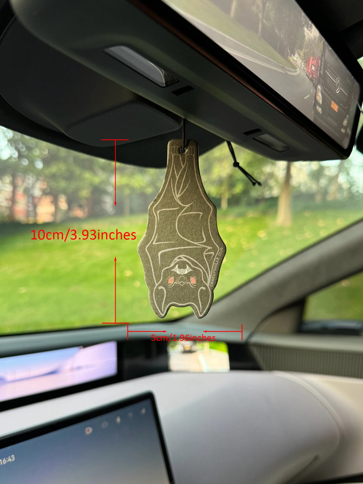 Hanging Bat “Sustainable Freshness” Long-Lasting Car Air Freshener - Aromatherapy Scented Paper Pendant, Suitable for Rearview Mirrors and Air Vents, In-Car Deodorizer, Long-Lasting Fragrance, Stress-Relieving Scent Acces